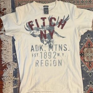 Abecrombie & Fitch Cream Graphic T-Shirt